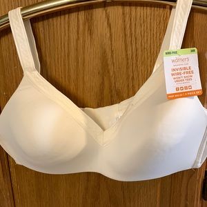Warner's 38B wire free bra